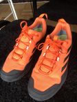 Vandringsskor Adidas Terrex stl 44