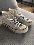 Vita Converse i storlek 36