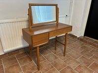 sminkbord 60-tal, teakfanér