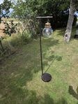 Batteridriven golvlampa