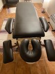 Elektrisk massagebänk.