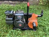 Bensindriven vattenpump
