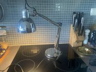 Skrivbordslampa