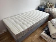 resärbotten och resårmadrass  90x200