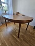 Matbord i teak