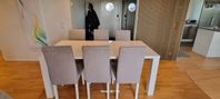 matbord och 6 stolar 