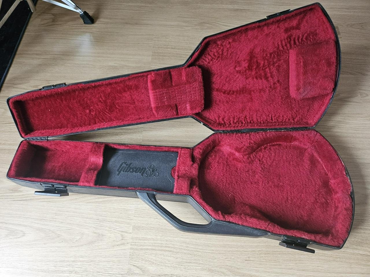 Gibson chainsaw gen 1 case