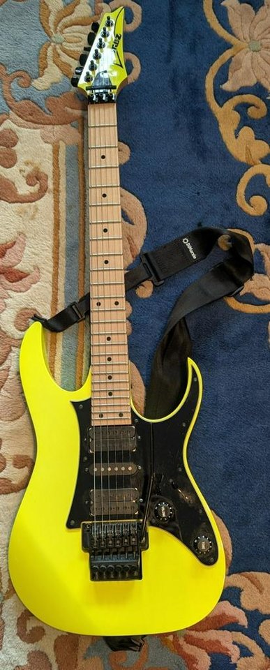 Ibanez RG550 Genesis, Desert ...