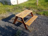 Barnmöbel för utomhusbruk
