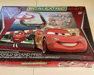 Scalextric start komplett set - Cars 2 plus andra delar