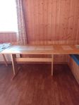 Stabilt snyggt furubord med keramikplattor