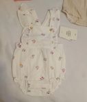 Cotton dungaree shorts vit/blommig ny med prislapp