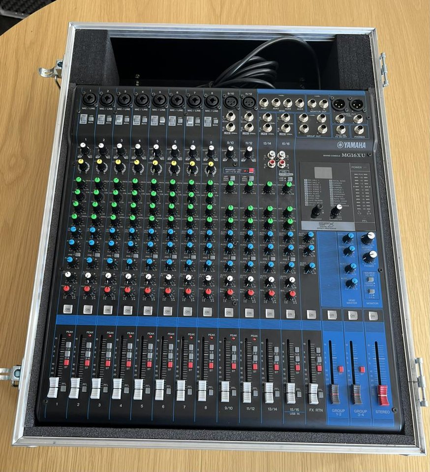 Mixerbord Yamaha MG16XU
