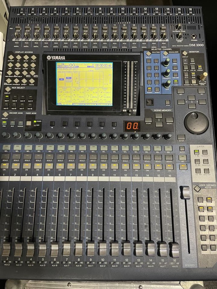 Yamaha DM1000