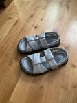 Zara Sandaler, storlek 35