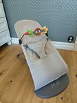 Babybjörn babysitter plus leksak 
