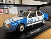 Saab 9000 CD Polis skala 1:18!
