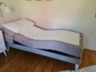 Ställbar säng 90x200