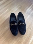 Gucci loafers 38