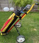 Golfklubbor + bag + vagn för barn