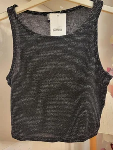 Glittrig kort topp