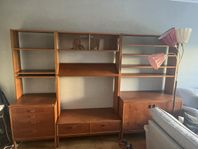 Stor hylla i teak