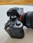 Sony a7 III - Mycket sparsamt använd.