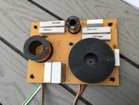 Ett par 2-vägs HiFi-delningsfilter 2500 Hz / 8 ohm