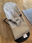 Babybjörn babysitter
