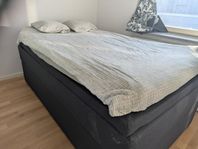 Kontinental lyxsäng säljes pga av flytt