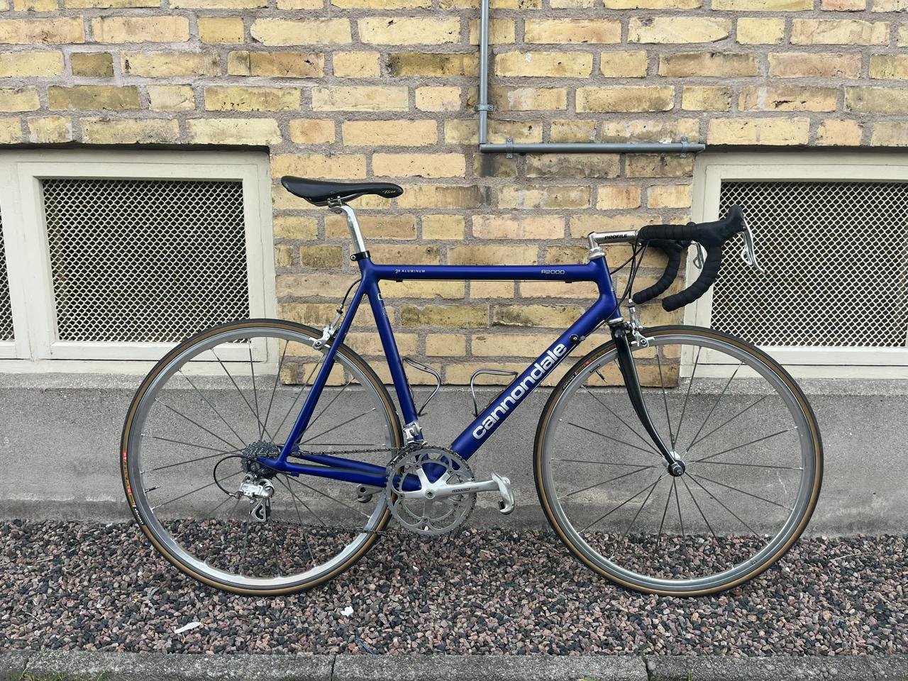 Cannondale r2000 56cm