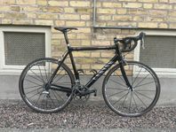 Canyon Ultimate CF F10 58cm