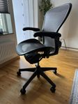 Fullutrustad Herman Miller Aeron - Classic Remastered
