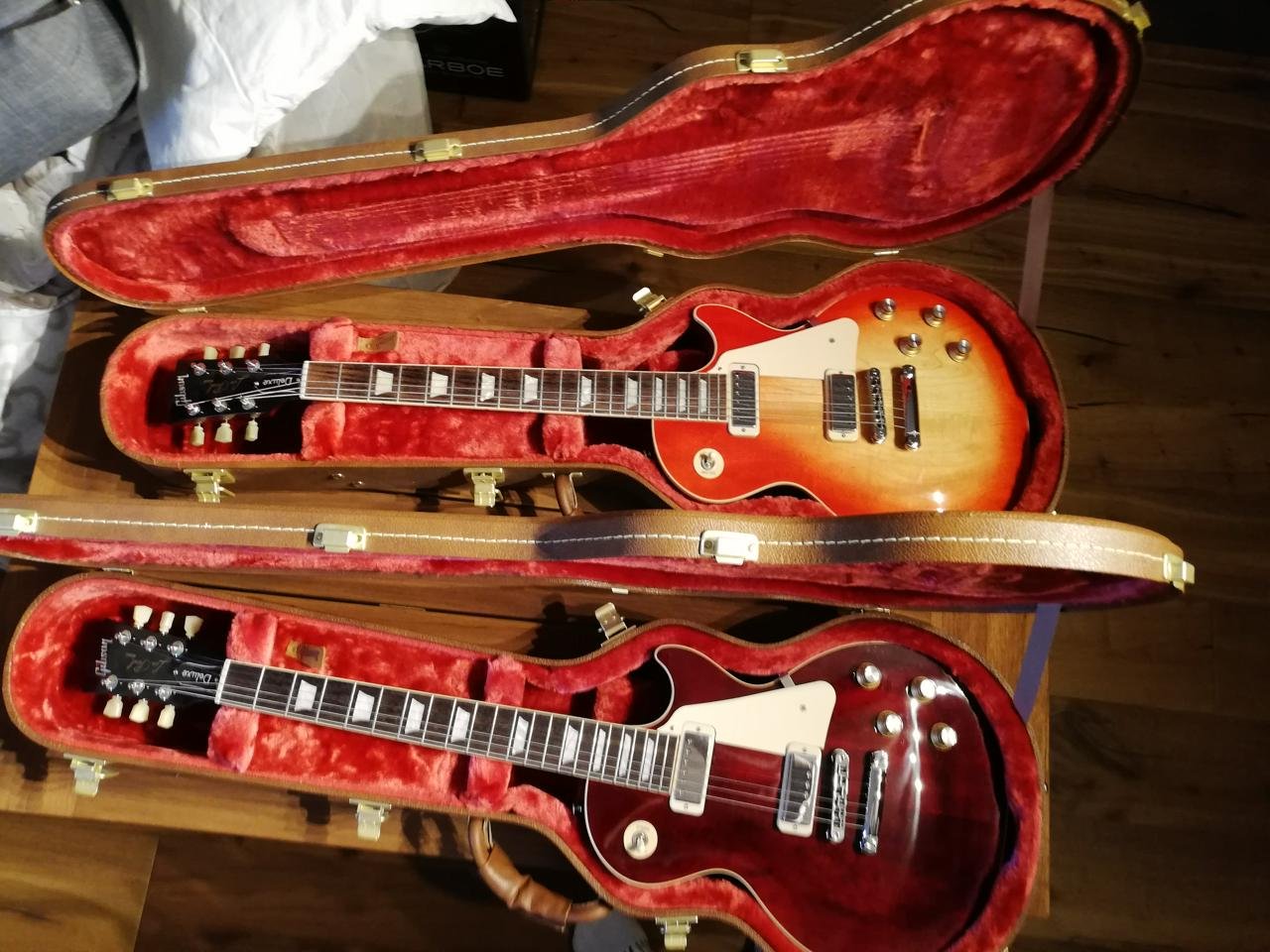Gibson lespaul deluxe