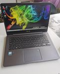 14 tum slim laptop. Snabb 256gb ssd Bra batteri