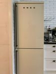 Smeg FA8005LPO6 högerhängd kyl/frys 70 cm, creme