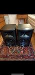 JBL LSR308 studiomonitorer 