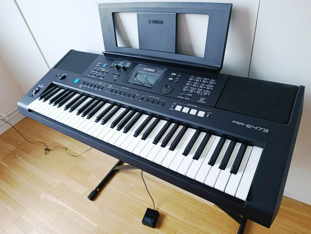 Yamaha PSR-473 Keyboard  Komp...