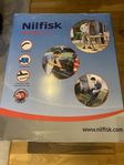 Nilfisk Buddy II 12 våt och torr dammsugare 