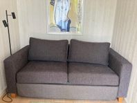 Nästan helt oanvänd bäddsoffan
