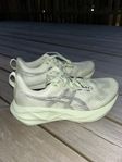 Asics Novablast 5