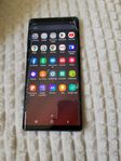 Samsung Note 9.