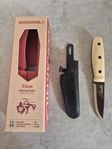 Mora Finn Blackblade Ashwood