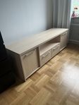 TV-bänk