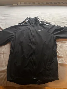 Nike träningsjacka svart storlek S
