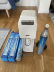Sodastream med 2 kolsyrepatron och 1 flaska