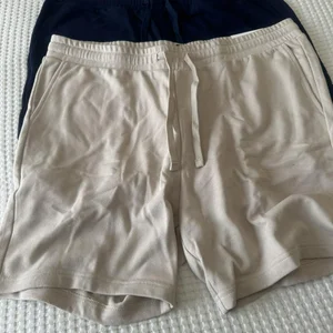 sweatshorts