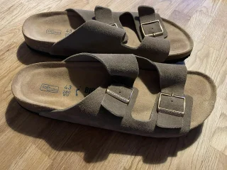 Birkenstock Arizona, strl 43. provade en gång. som nya!