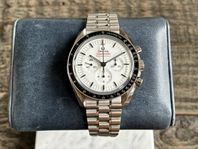 Omega Speedmaster Moonwatch Professional