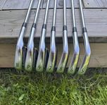 Titleist AP2 716 